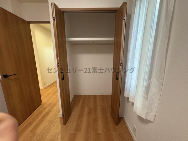 �_�ސ쌧������s���C�ݓ�3���ڂ̒��È�ˌ��Ă̎��[