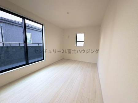 �_�ސ쌧������s���4���ڂ̐V�z��ˌ��Ă̗m��