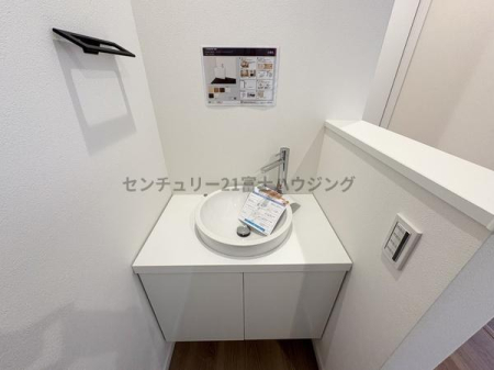 _ސ쌧sCݓ4ڂ̐VzˌĂ̐ʑEʏ