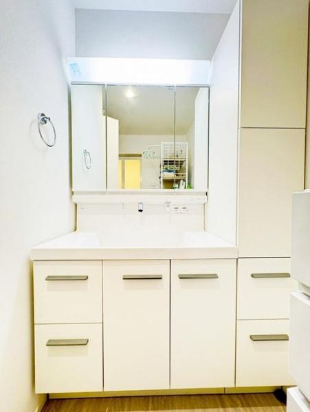 _ސ쌧ls`kM1ڂ̒ÈˌĂ̐ʑEʏ