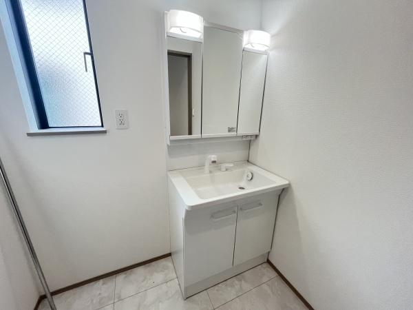 �_�ސ쌧������s���Z���̐V�z��ˌ��Ă̐��ʑ�E���ʏ�