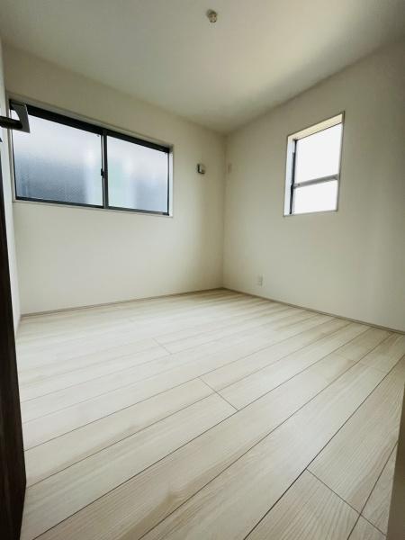 �_�ސ쌧������s�����̐V�z��ˌ��Ă̗m��