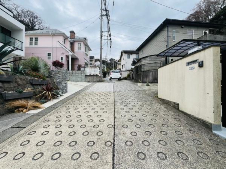 _ސ쌧qsޖ؍6ڂ̒ÈˌĂ̑OʓH܂ތnʐ^