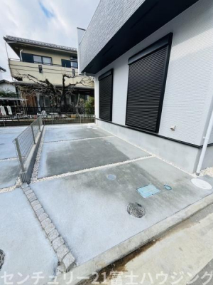 �_�ސ쌧������s�~���̐V�z��ˌ��Ẳ摜