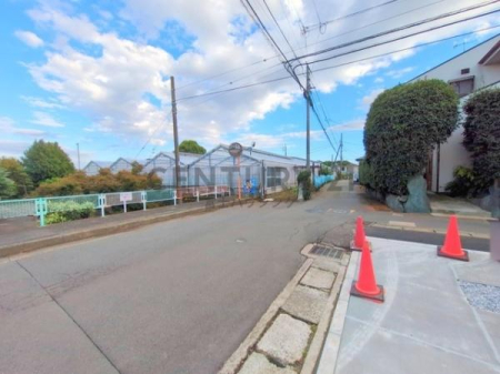 _ސ쌧sT̐VzˌĂ̑OʓH܂ތnʐ^