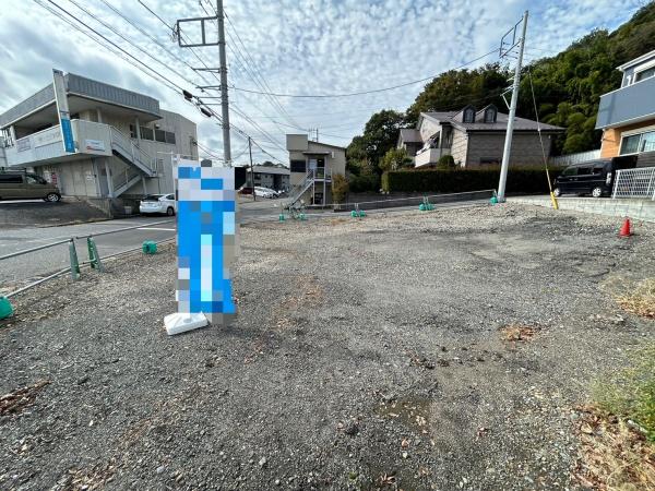 _ސ쌧s̐VzˌĂ̑OʓH܂ތnʐ^