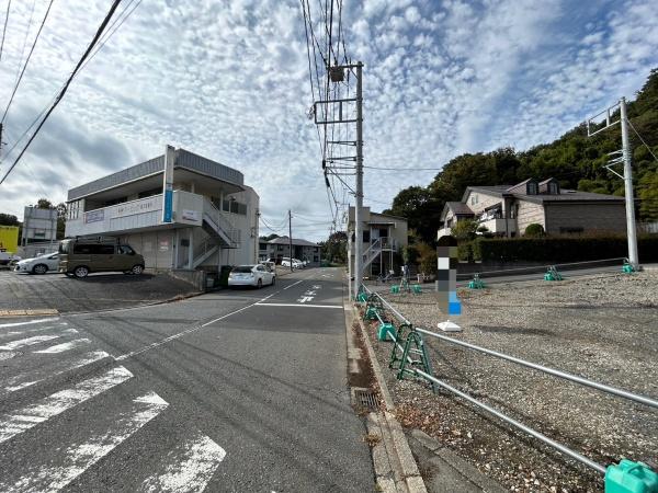 _ސ쌧s̐VzˌĂ̑OʓH܂ތnʐ^