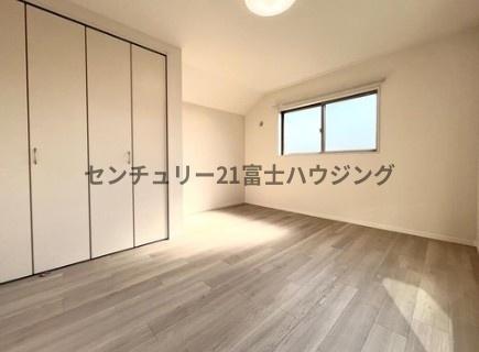 _ސ쌧sC6ڂ̒ÈˌẲ摜