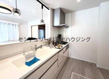 _ސ쌧sC6ڂ̒ÈˌẴLb`