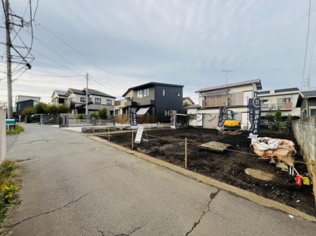 _ސ쌧sq̓yn̑OʓH܂ތnʐ^