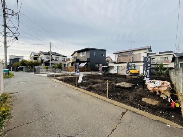 _ސ쌧sq̓yn̑OʓH܂ތnʐ^