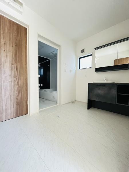 �_�ސ쌧������s����2���ڂ̐V�z��ˌ��Ă̐��ʑ�E���ʏ�