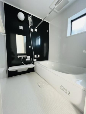 �_�ސ쌧������s����2���ڂ̐V�z��ˌ��Ă̗���