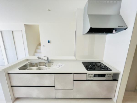 �_�ސ쌧������s����2���ڂ̐V�z��ˌ��ẴL�b�`��