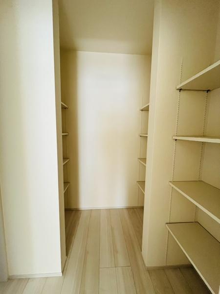 �_�ސ쌧������s����2���ڂ̐V�z��ˌ��Ă̎��[