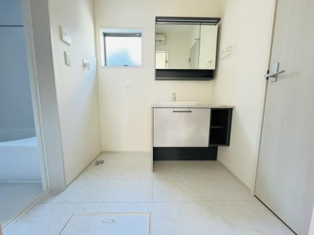 �_�ސ쌧������s����2���ڂ̐V�z��ˌ��Ă̐��ʑ�E���ʏ�