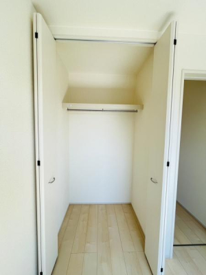 �_�ސ쌧������s����2���ڂ̐V�z��ˌ��Ă̎��[