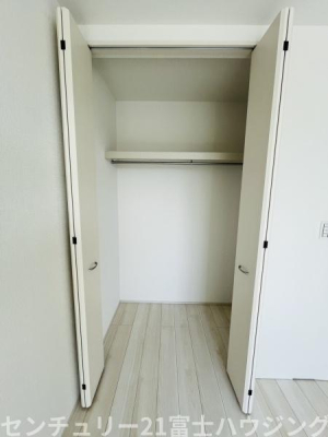 �_�ސ쌧������s�����̐V�z��ˌ��Ă̎��[