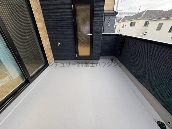 _ސ쌧sh̐VzˌẴoRj[