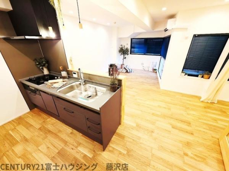 �_�ސ쌧����s����̒��Ã}���V�����̃��r���O