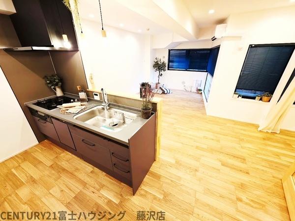 �_�ސ쌧����s����̒��Ã}���V�����̃��r���O