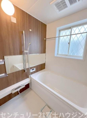 �_�ސ쌧������s���C�ݖk5���ڂ̒��È�ˌ��Ă̗���