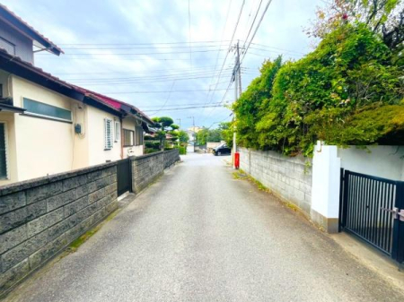 �_�ސ쌧����s�H��5���ڂ̓y�n�̑O�ʓ��H�܂ތ��n�ʐ^