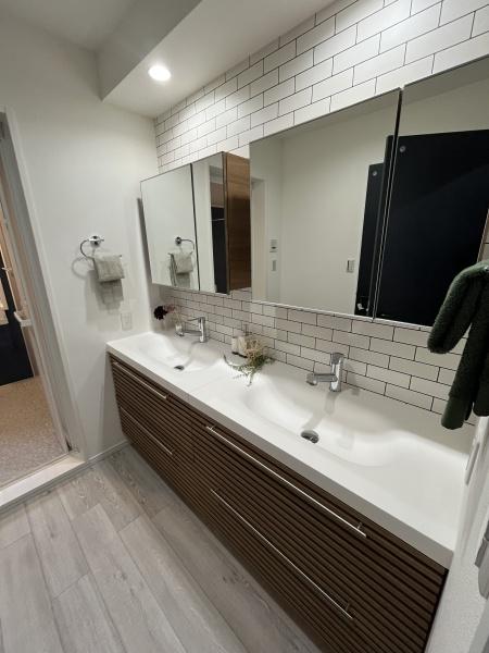 �_�ސ쌧������s�����C�݂̒��Ã}���V�����̐��ʑ�E���ʏ�