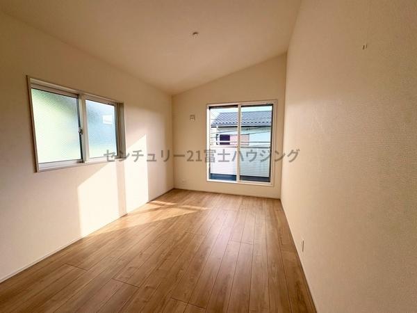 �_�ސ쌧������s���4���ڂ̐V�z��ˌ��Ă̗m��