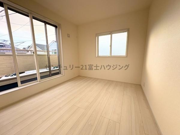 �_�ސ쌧������s���4���ڂ̐V�z��ˌ��Ă̗m��