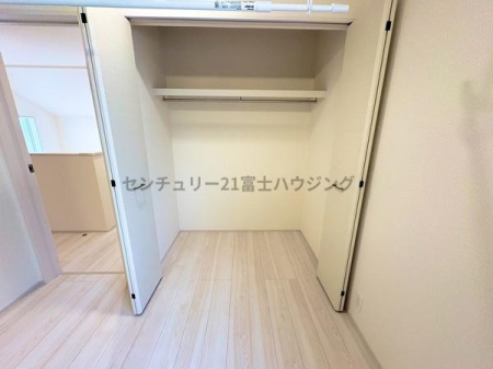 �_�ސ쌧������s���4���ڂ̐V�z��ˌ��Ă̎��[