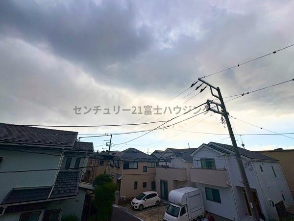 �_�ސ쌧������s���4���ڂ̐V�z��ˌ��Ă̏Z�˂���̒��]�ʐ^