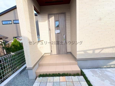 �_�ސ쌧������s���4���ڂ̐V�z��ˌ��Ă̌���