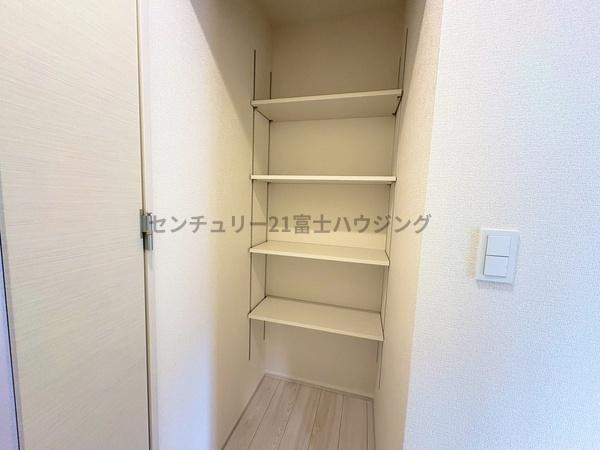 �_�ސ쌧������s���4���ڂ̐V�z��ˌ��Ă̎��[