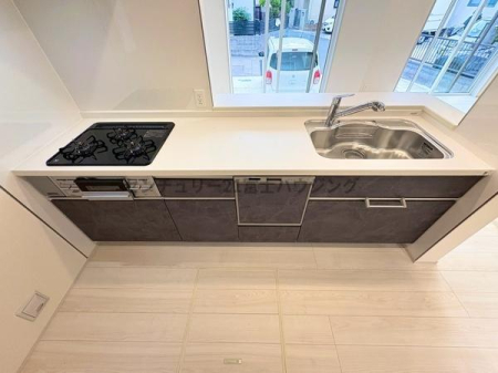 �_�ސ쌧������s���4���ڂ̐V�z��ˌ��ẴL�b�`��