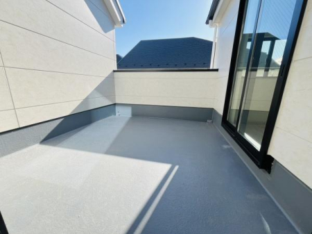 �_�ސ쌧������s�����u�̐V�z��ˌ��Ẵo���R�j�[