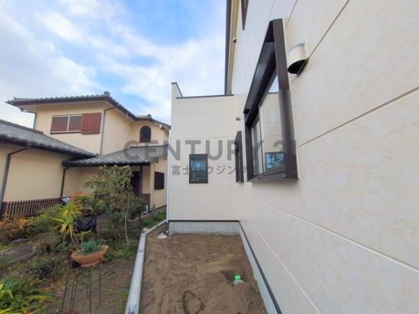 �_�ސ쌧������s�����u�̐V�z��ˌ��Ẳ摜