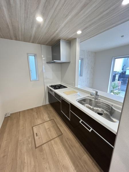 �_�ސ쌧������s���4���ڂ̐V�z��ˌ��ẴL�b�`��