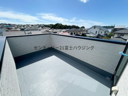 _ސ쌧qsz4ڂ̐VzˌẴoRj[