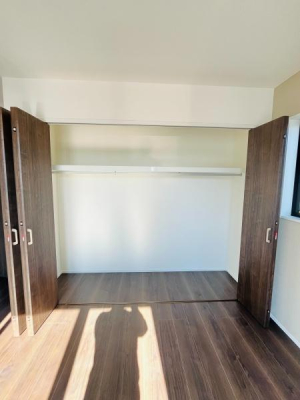 �_�ސ쌧������s�����u2���ڂ̐V�z��ˌ��Ă̎��[