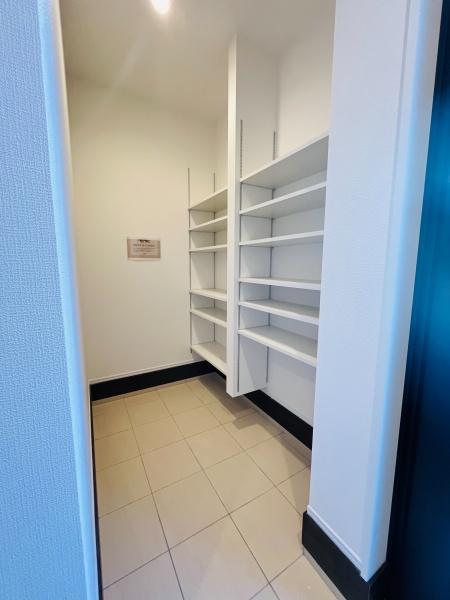 �_�ސ쌧������s�����u2���ڂ̐V�z��ˌ��Ă̎��[