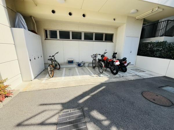 �_�ސ쌧������s������̒��Ã}���V�����̂��̑����p��