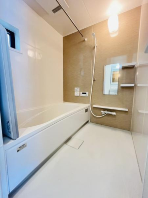 �_�ސ쌧������s�l�{��̐V�z��ˌ��Ă̗���