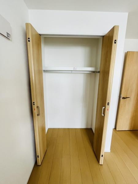 �_�ސ쌧������s�l�{��̐V�z��ˌ��Ă̎��[