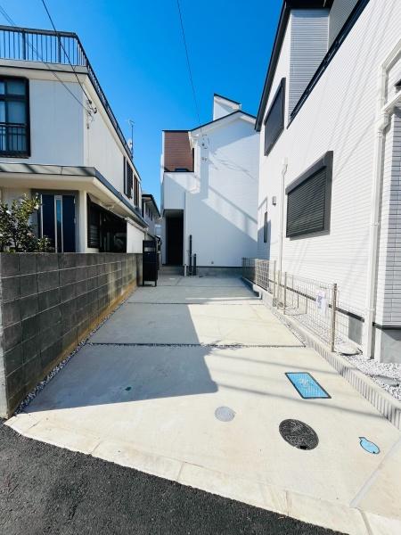 �_�ސ쌧������s�����u2���ڂ̐V�z��ˌ��Ă̒��ԏ�