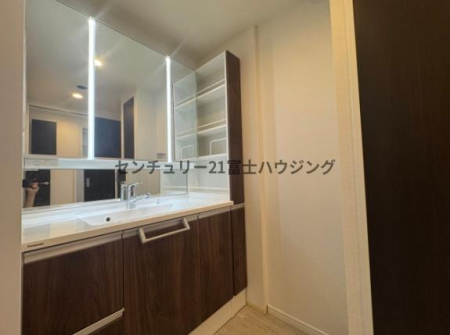 �_�ސ쌧����s���1���ڂ̒��Ã}���V�����̐��ʑ�E���ʏ�