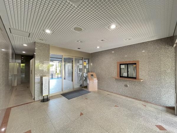 �_�ސ쌧����s�{����1���ڂ̒��Ã}���V�����̃G���g�����X