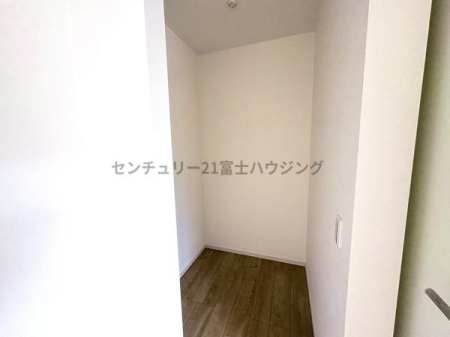 �_�ސ쌧������s���c1���ڂ̐V�z��ˌ��Ă̎��[