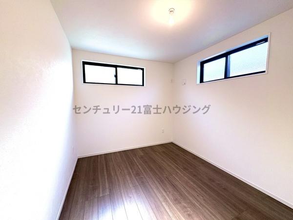 �_�ސ쌧������s���c1���ڂ̐V�z��ˌ��Ẵ��r���O�ȊO�̋���