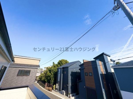 �_�ސ쌧������s���c1���ڂ̐V�z��ˌ��Ă̏Z�˂���̒��]�ʐ^